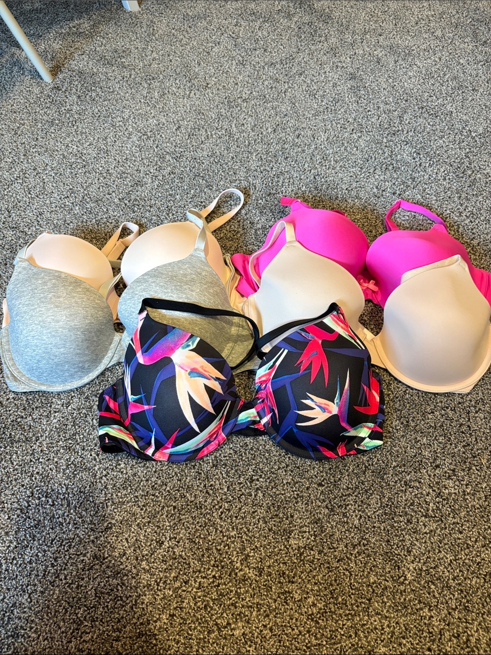 Victoria secret bras 36C